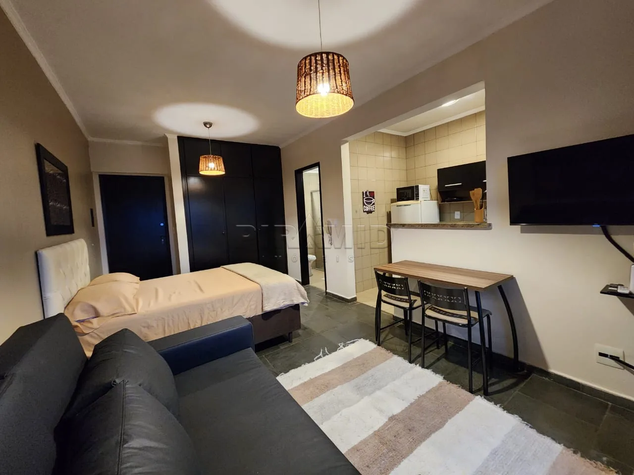 Alugar Apartamento / Kitchnet em Ribeir&atilde;o Preto R$ 1.650,00 - Foto 3