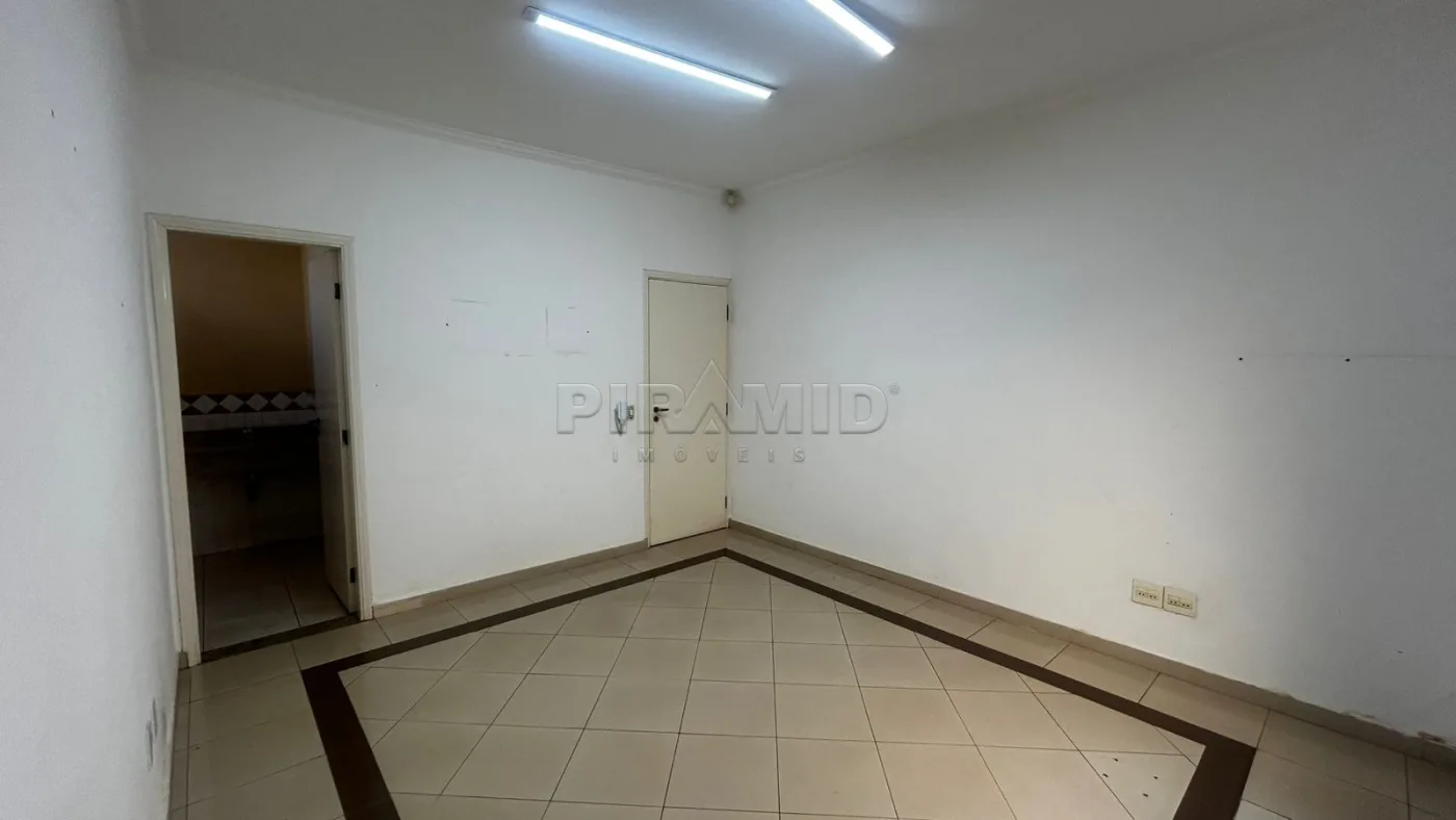 Alugar Comercial / Sala em Ribeir&atilde;o Preto R$ 800,00 - Foto 3
