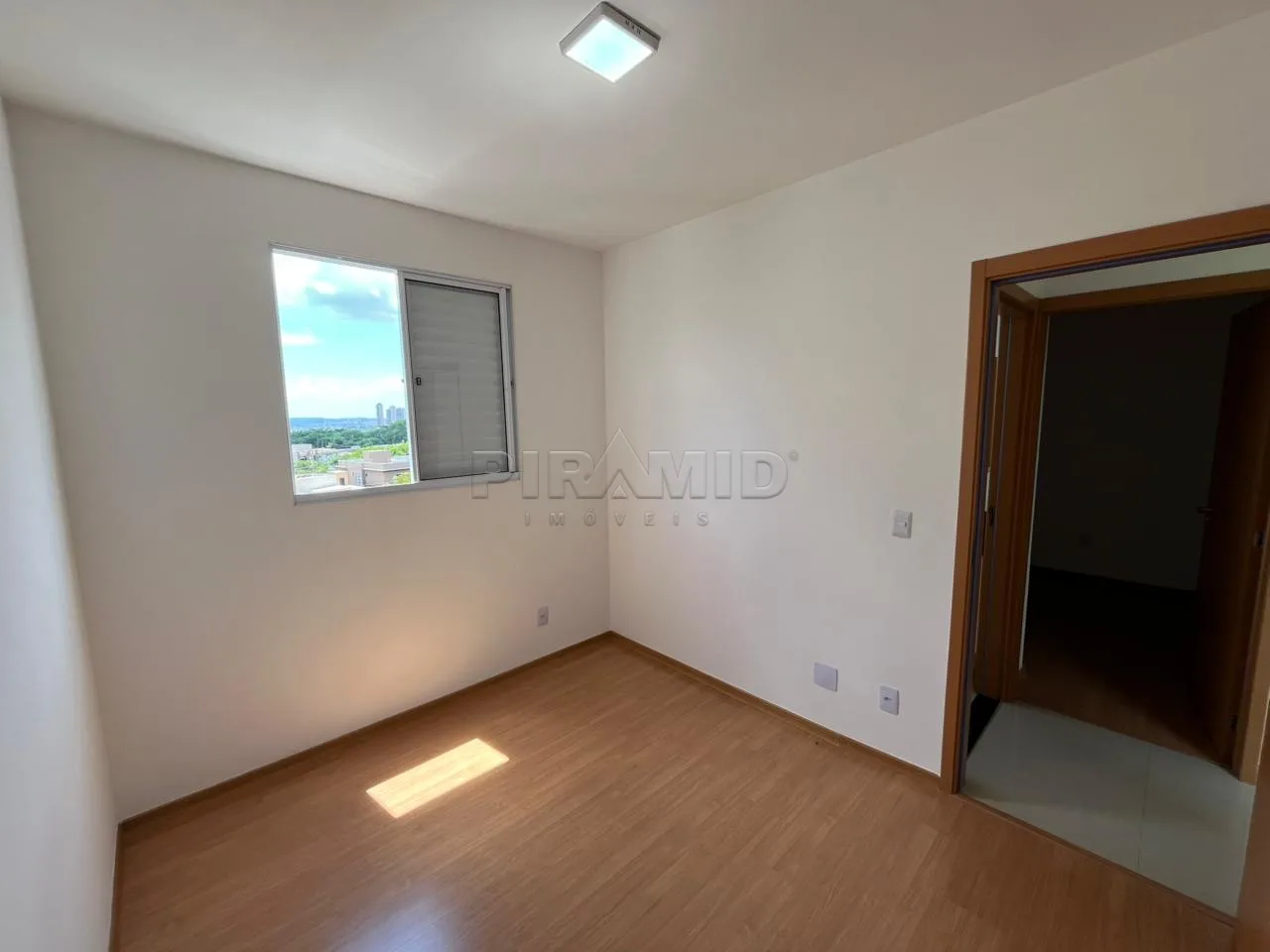 Alugar Apartamento / Padr&atilde;o em Ribeir&atilde;o Preto R$ 1.300,00 - Foto 12