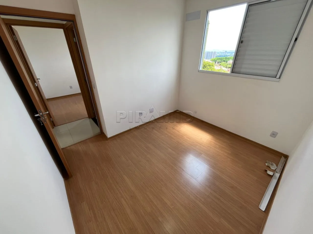 Alugar Apartamento / Padr&atilde;o em Ribeir&atilde;o Preto R$ 1.300,00 - Foto 14