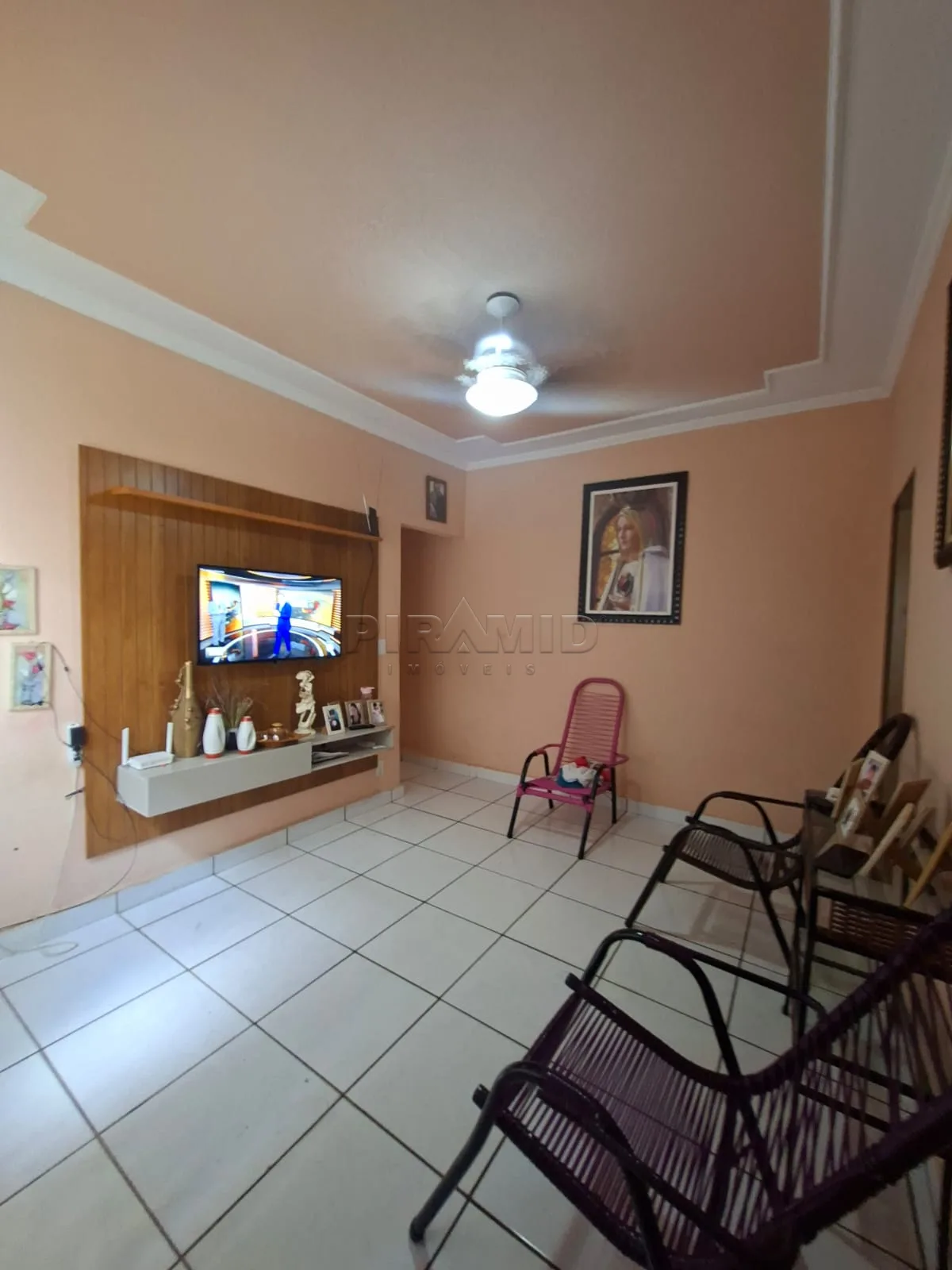 Alugar Casa / Padr&atilde;o em Ribeir&atilde;o Preto R$ 2.000,00 - Foto 2