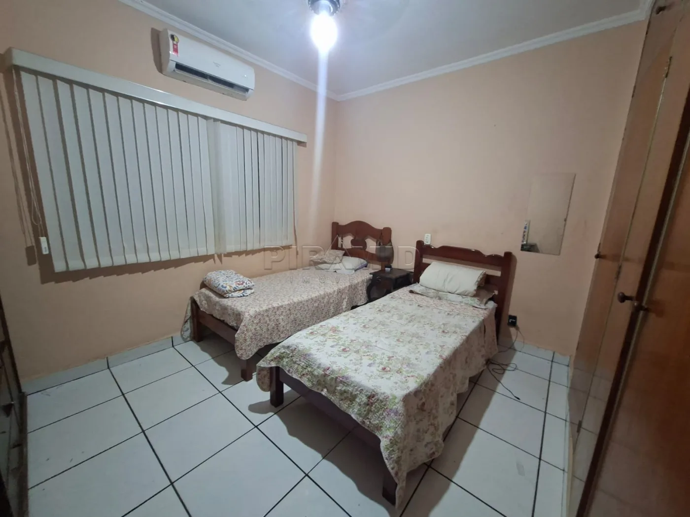 Alugar Casa / Padr&atilde;o em Ribeir&atilde;o Preto R$ 2.000,00 - Foto 5