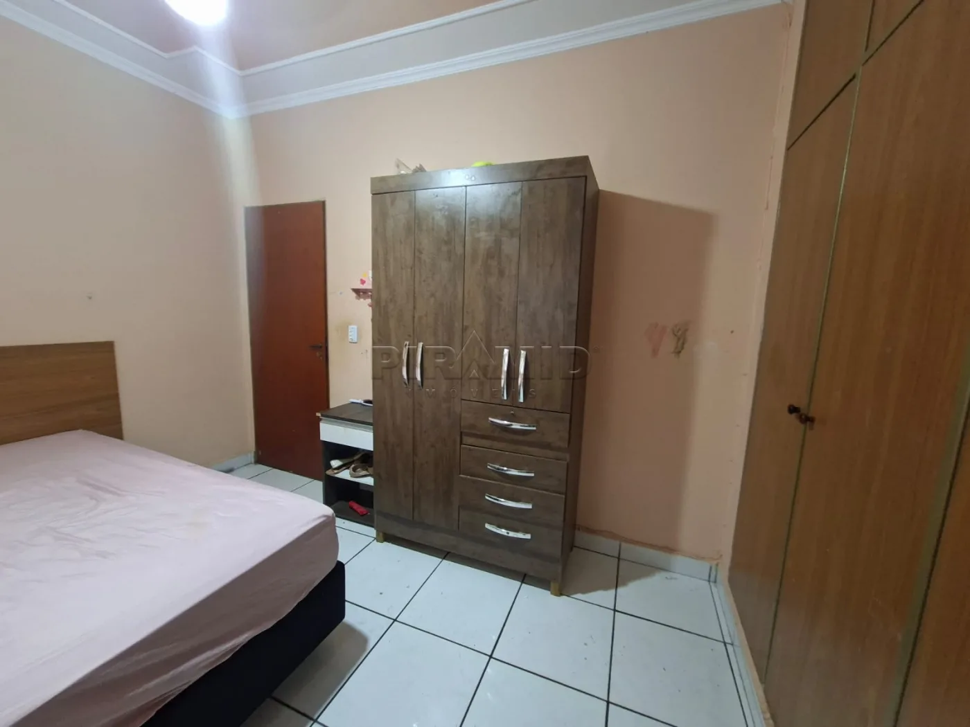 Alugar Casa / Padr&atilde;o em Ribeir&atilde;o Preto R$ 2.000,00 - Foto 12