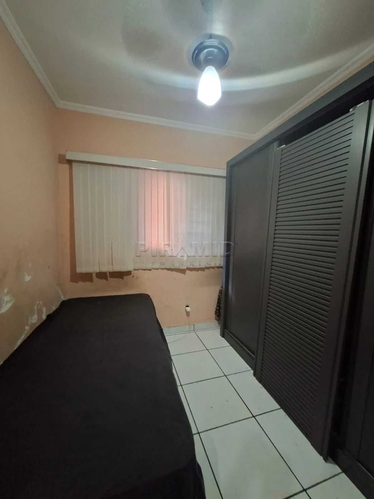 Alugar Casa / Padr&atilde;o em Ribeir&atilde;o Preto R$ 2.000,00 - Foto 16