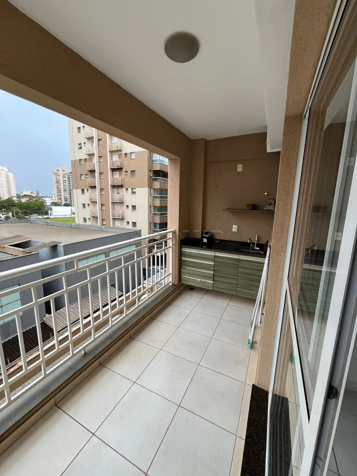 Comprar Apartamento / Padr&atilde;o em Ribeir&atilde;o Preto R$ 320.000,00 - Foto 3