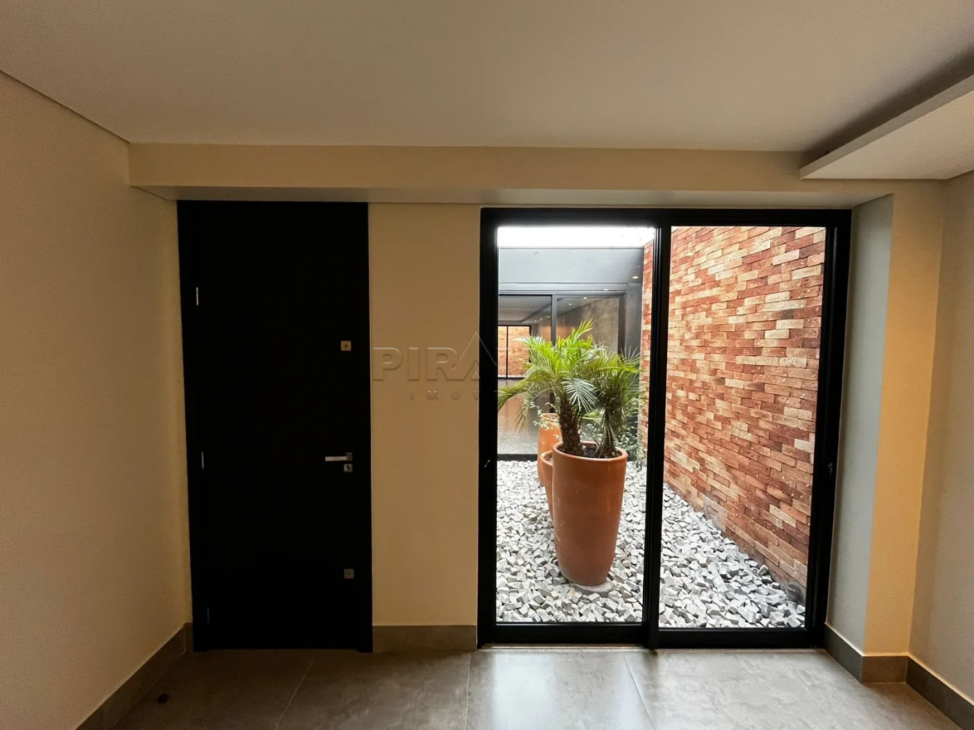 Alugar Comercial / Sala em Ribeir&atilde;o Preto R$ 2.100,00 - Foto 4