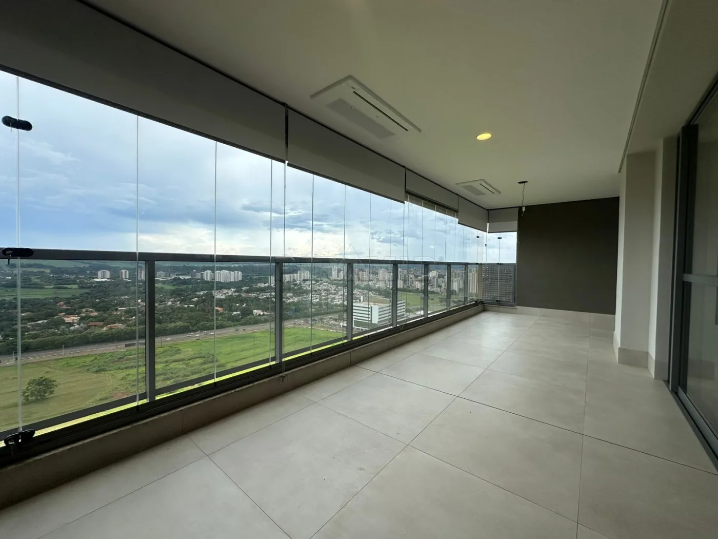 Alugar Apartamento / Padr&atilde;o em Ribeir&atilde;o Preto R$ 7.900,00 - Foto 6