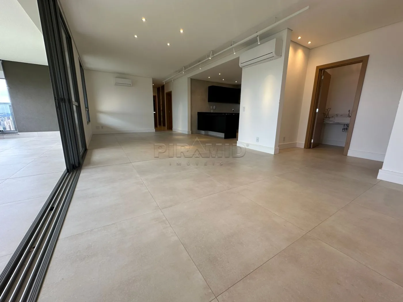 Alugar Apartamento / Padr&atilde;o em Ribeir&atilde;o Preto R$ 7.900,00 - Foto 3