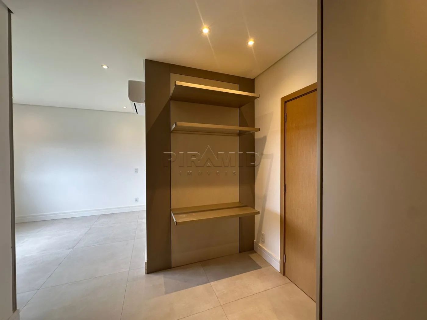 Alugar Apartamento / Padr&atilde;o em Ribeir&atilde;o Preto R$ 7.900,00 - Foto 16