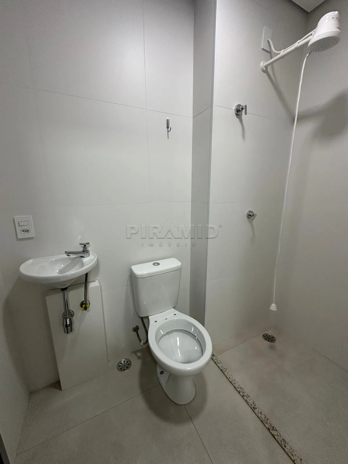 Alugar Apartamento / Padr&atilde;o em Ribeir&atilde;o Preto R$ 7.900,00 - Foto 24