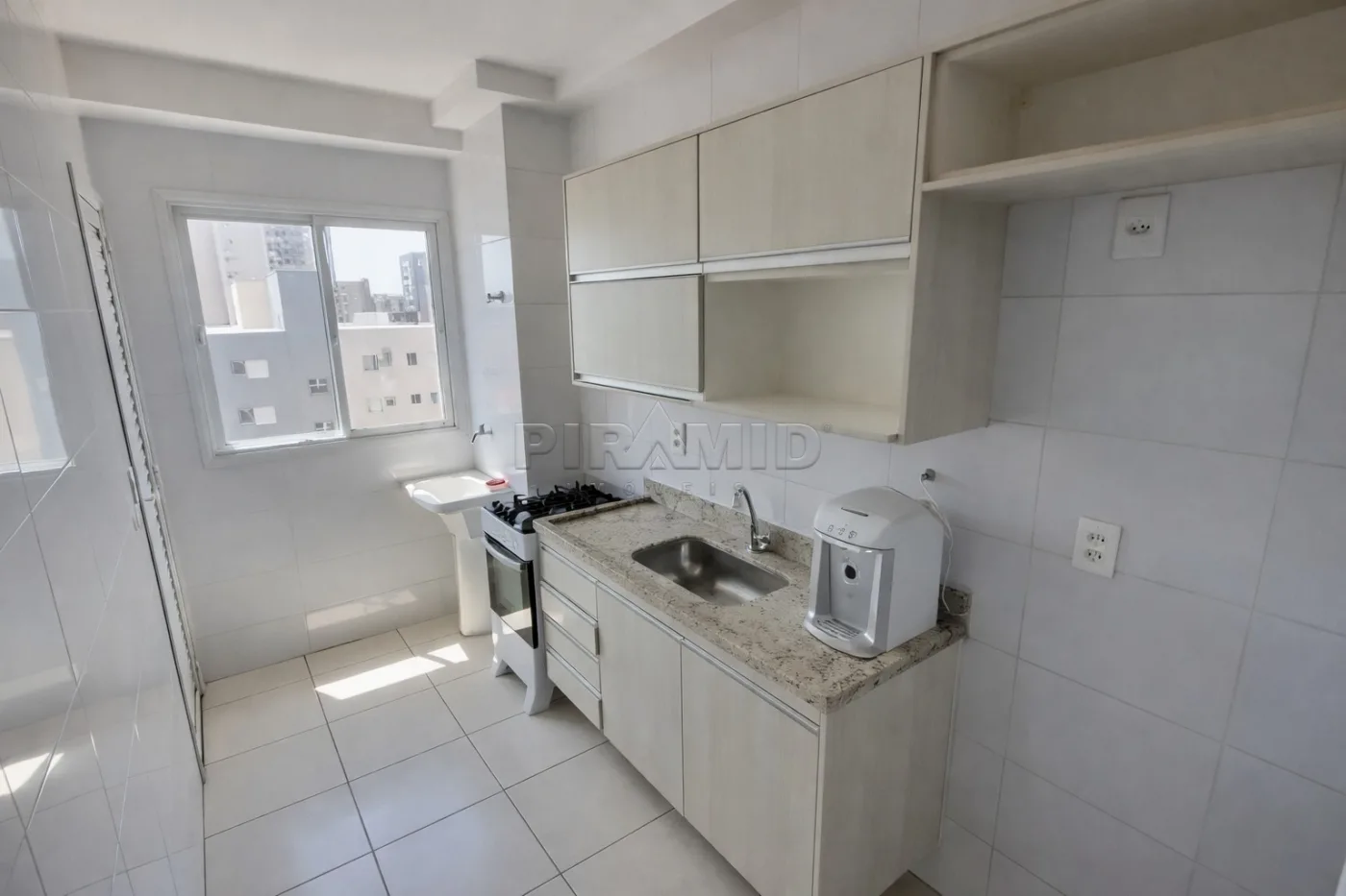 Alugar Apartamento / Padr&atilde;o em Ribeir&atilde;o Preto R$ 2.100,00 - Foto 5