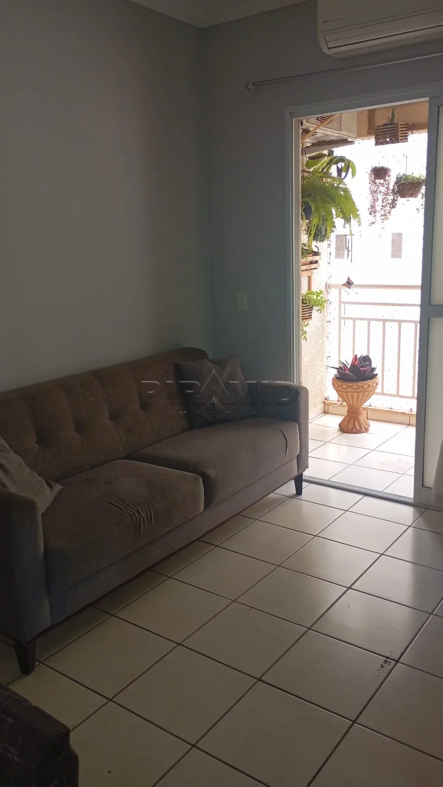 Comprar Apartamento / Padr&atilde;o em Ribeir&atilde;o Preto R$ 380.000,00 - Foto 2