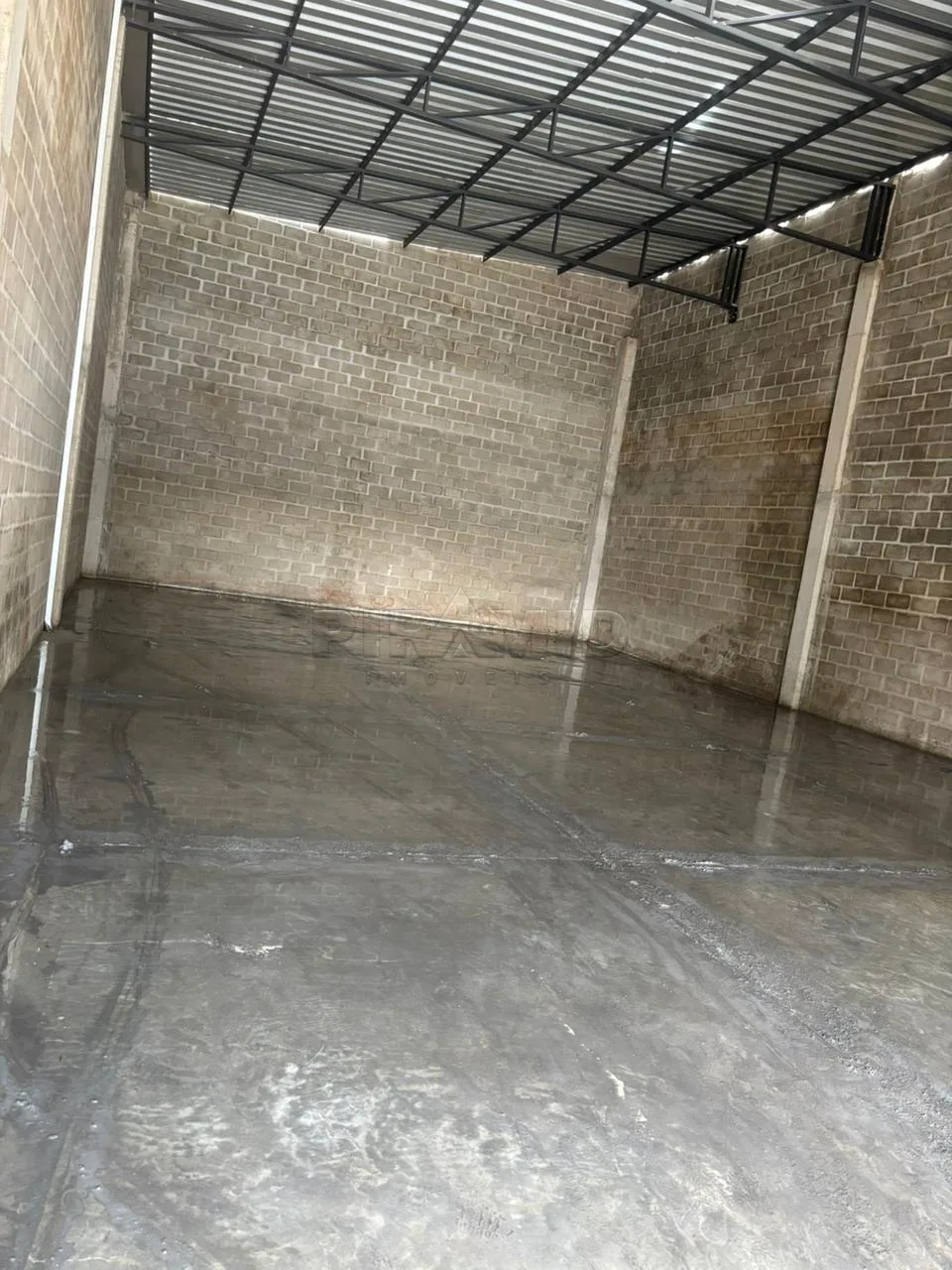 Alugar Comercial / Galp&atilde;o  Barrac&atilde;o em Ribeir&atilde;o Preto R$ 4.500,00 - Foto 1