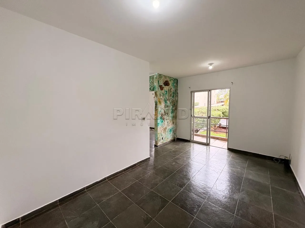 Alugar Apartamento / Padr&atilde;o em Ribeir&atilde;o Preto R$ 1.000,00 - Foto 1
