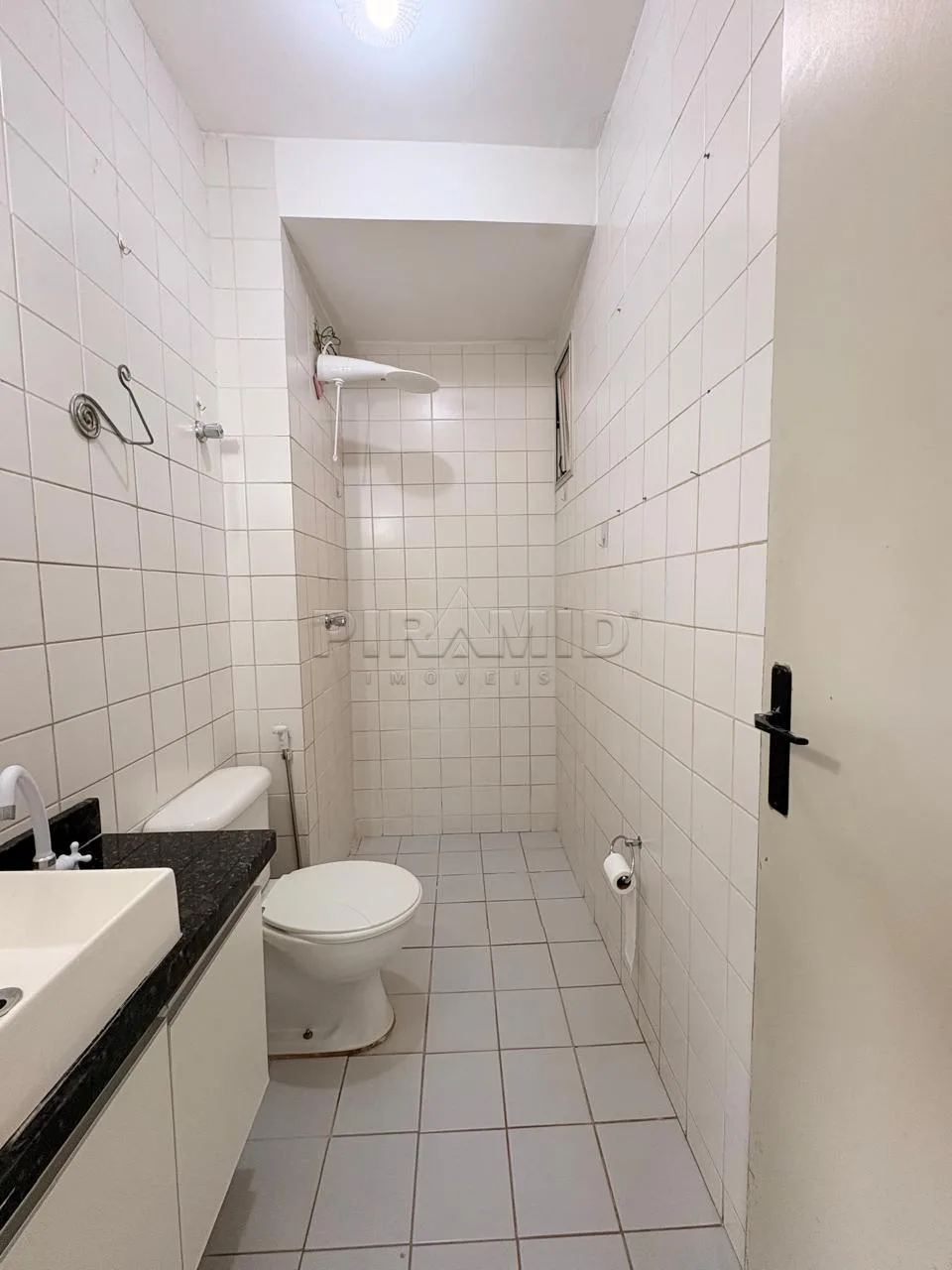 Alugar Apartamento / Padr&atilde;o em Ribeir&atilde;o Preto R$ 1.000,00 - Foto 16