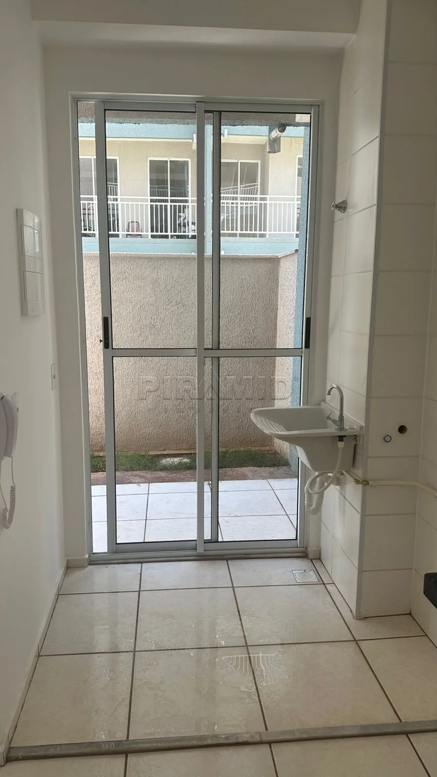Alugar Apartamento / Padr&atilde;o em Ribeir&atilde;o Preto R$ 2.200,00 - Foto 5