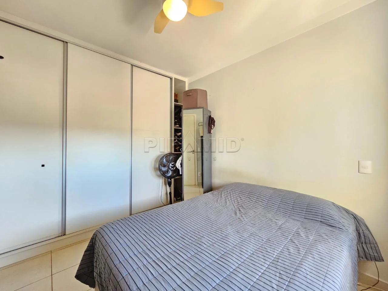 Comprar Apartamento / Padr&atilde;o em Ribeir&atilde;o Preto R$ 360.000,00 - Foto 8
