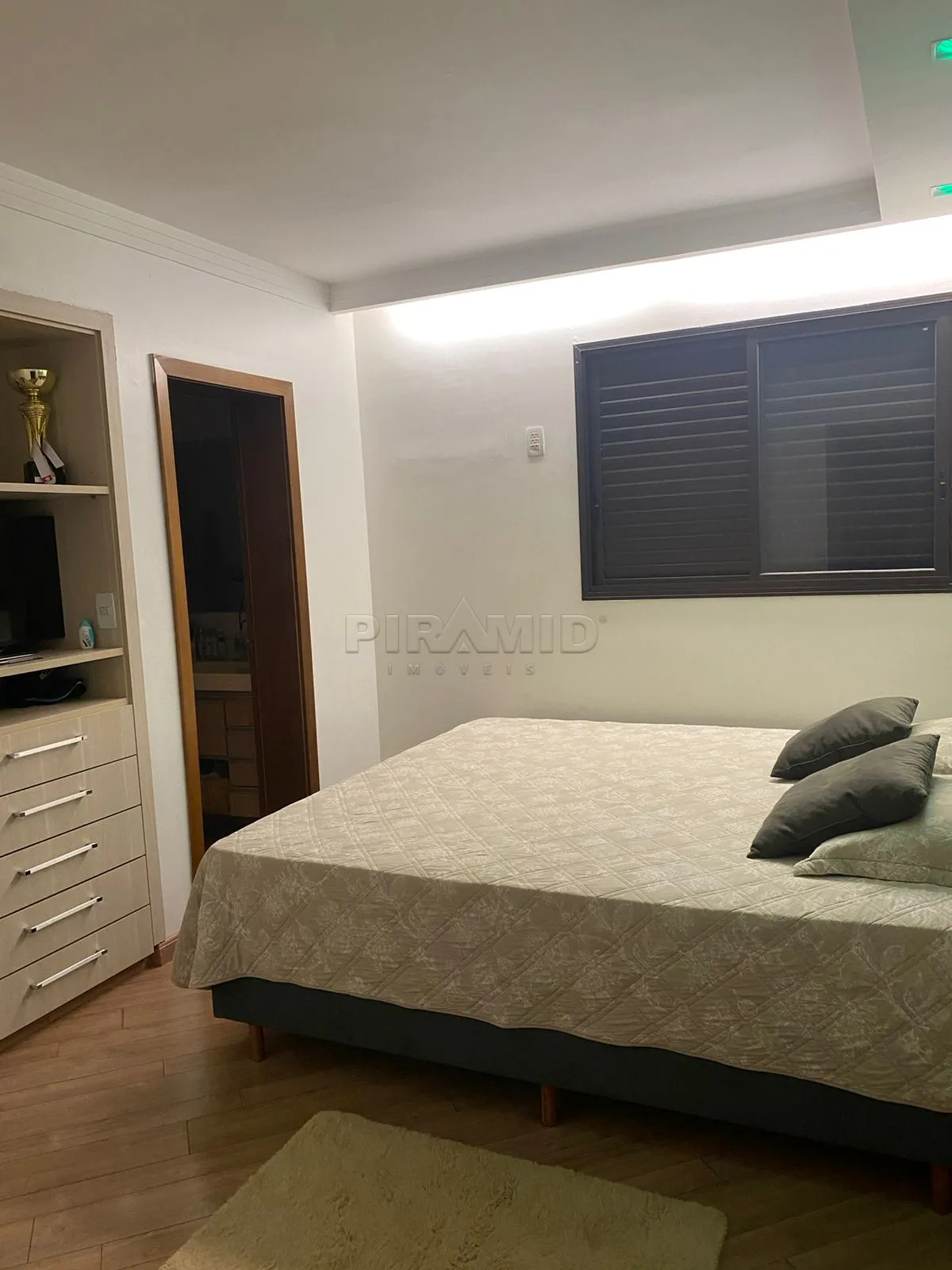 Comprar Apartamento / Padr&atilde;o em Ribeir&atilde;o Preto R$ 940.000,00 - Foto 12