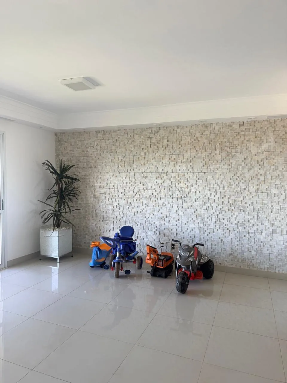 Comprar Apartamento / Padr&atilde;o em Ribeir&atilde;o Preto R$ 975.000,00 - Foto 5