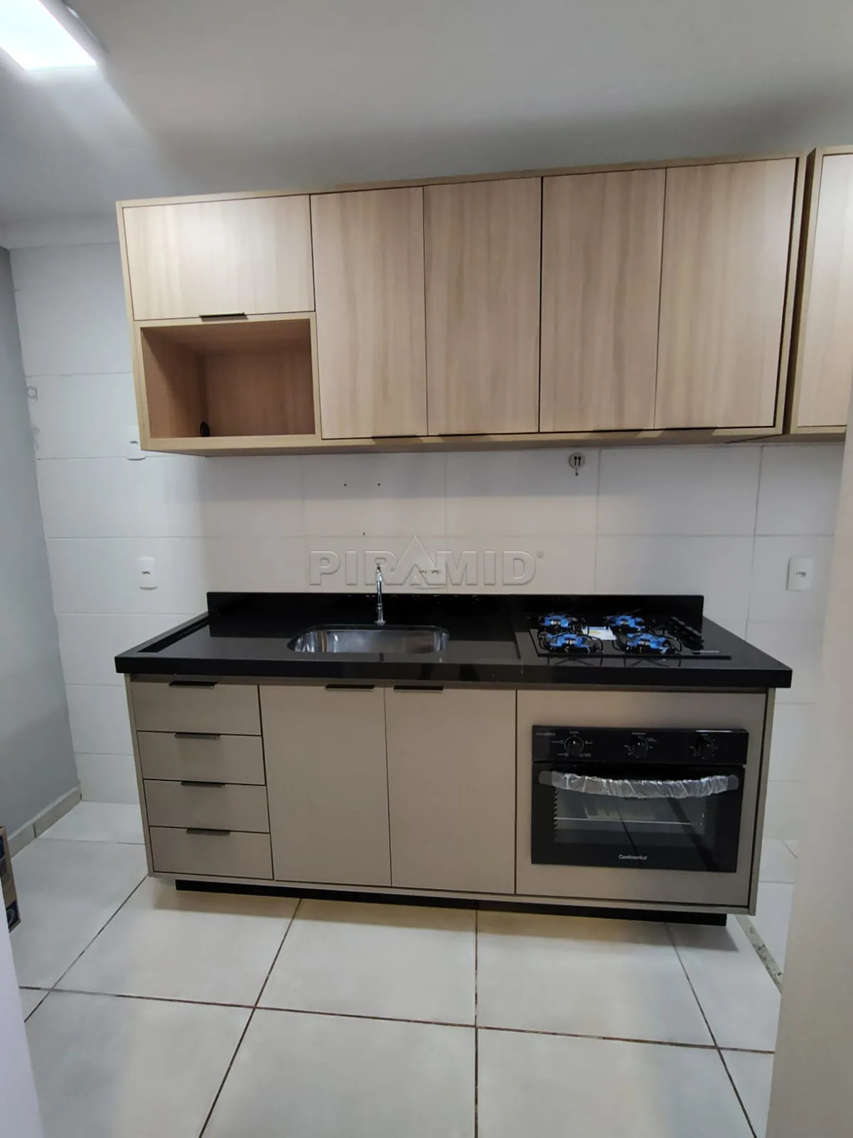 Alugar Apartamento / Padr&atilde;o em Bonfim Paulista R$ 1.800,00 - Foto 4