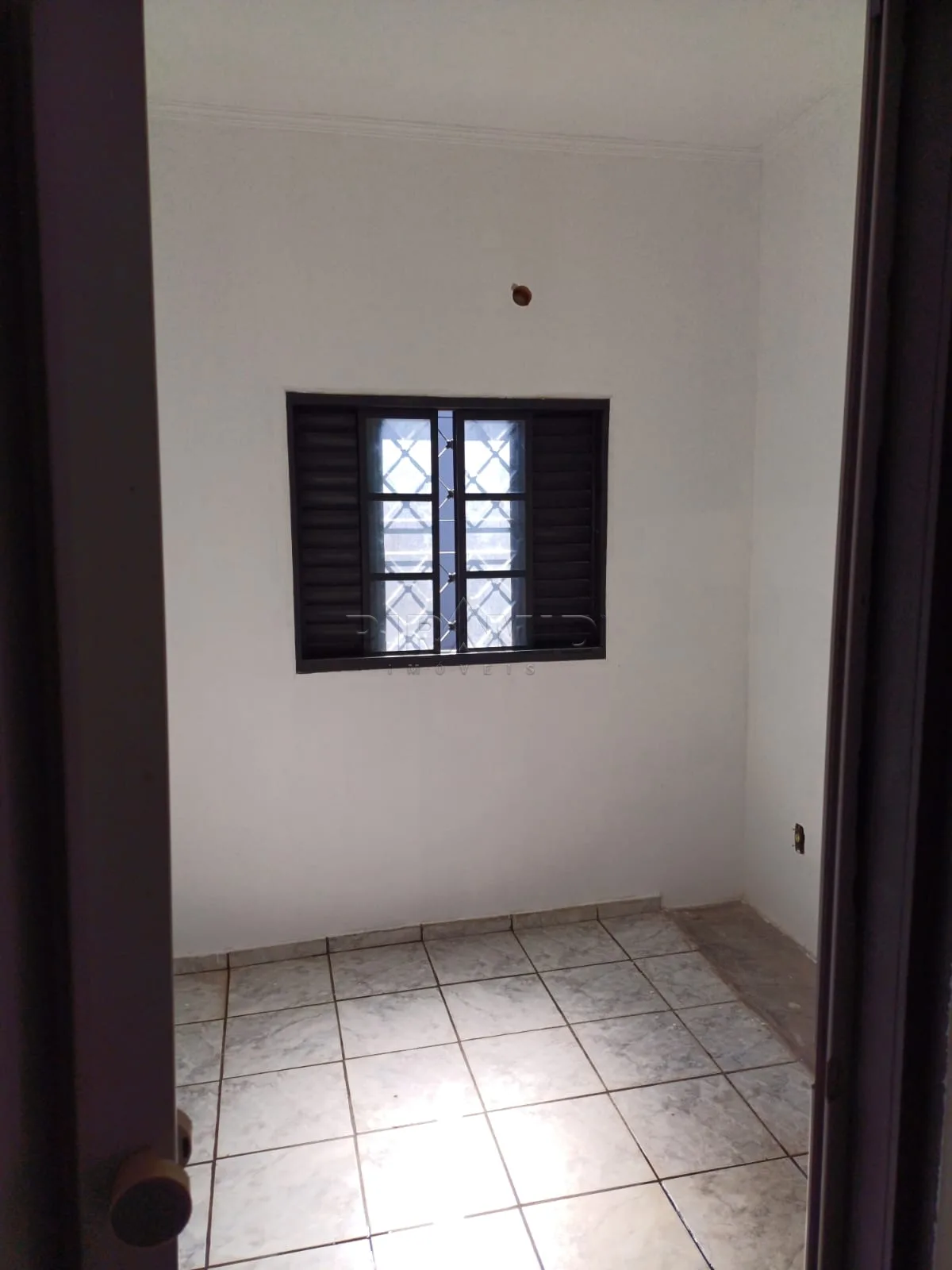 Alugar Casa / Padr&atilde;o em Ribeir&atilde;o Preto R$ 1.500,00 - Foto 19