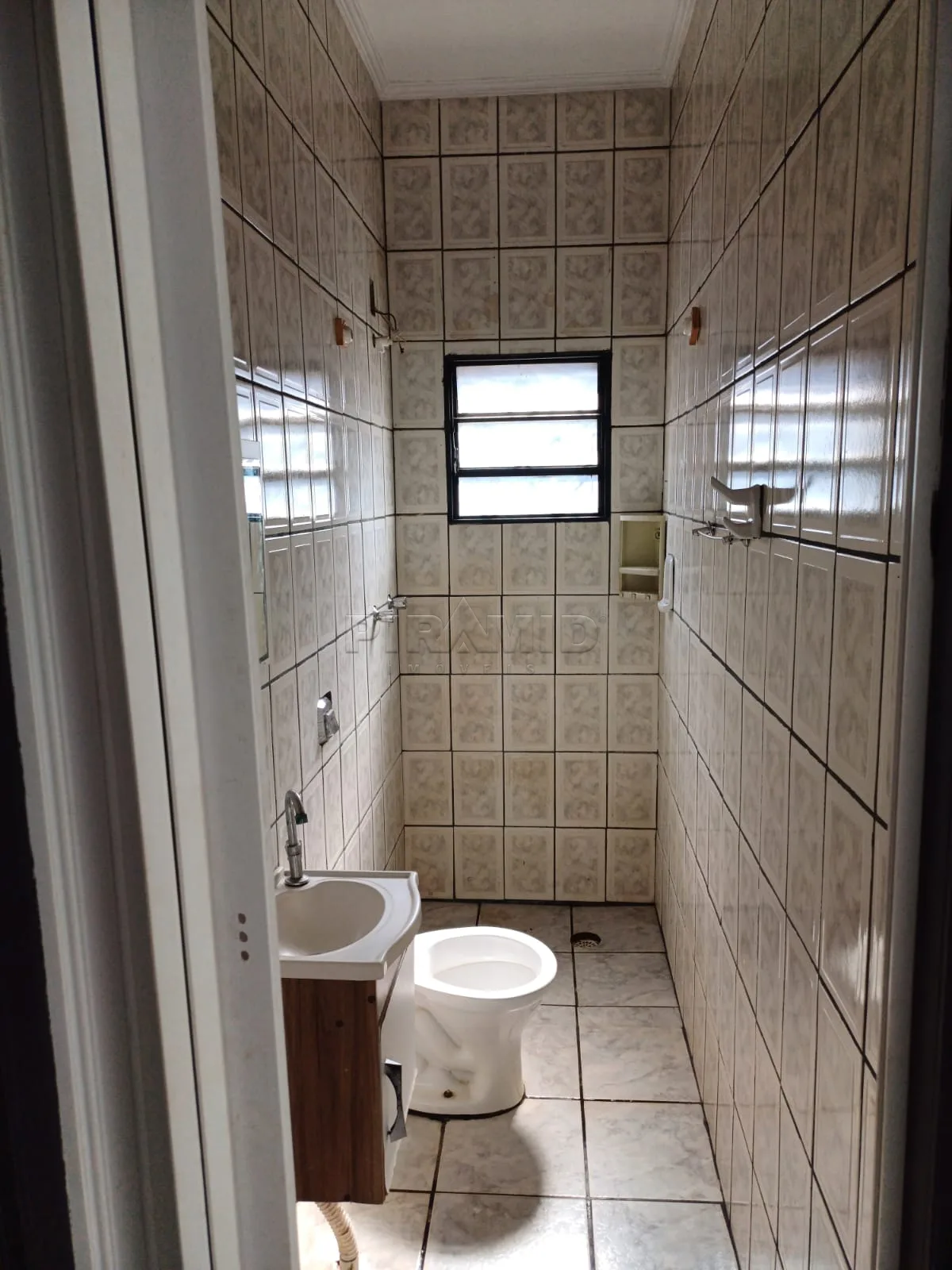 Alugar Casa / Padr&atilde;o em Ribeir&atilde;o Preto R$ 1.500,00 - Foto 20