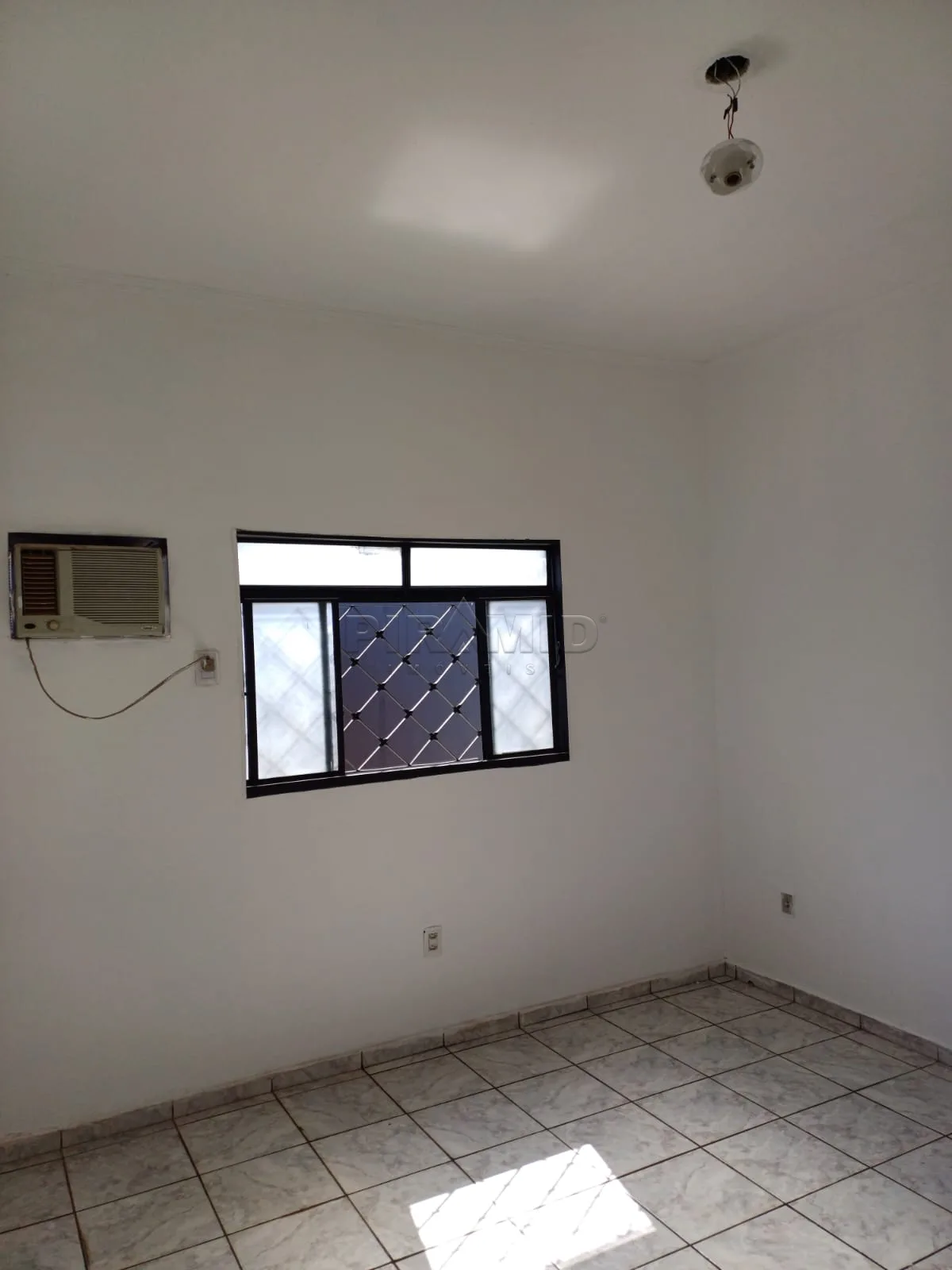 Alugar Casa / Padr&atilde;o em Ribeir&atilde;o Preto R$ 1.500,00 - Foto 21