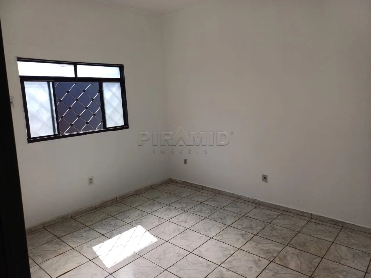 Alugar Casa / Padr&atilde;o em Ribeir&atilde;o Preto R$ 1.500,00 - Foto 22
