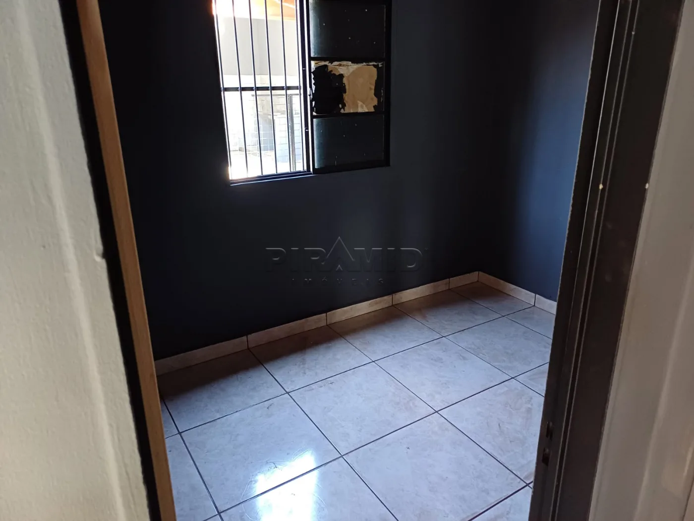 Alugar Casa / Padr&atilde;o em Ribeir&atilde;o Preto R$ 1.500,00 - Foto 12