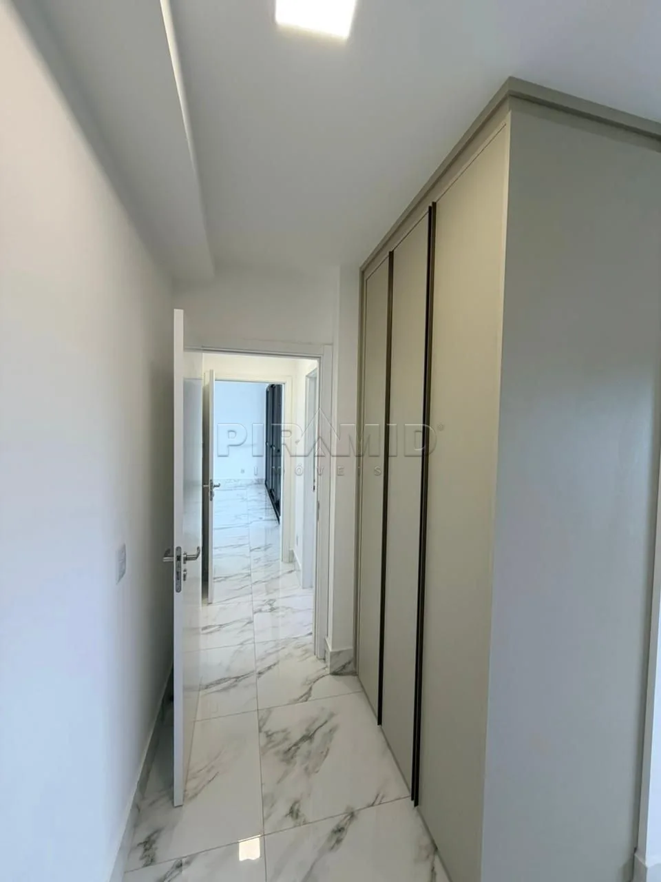 Alugar Apartamento / Padr&atilde;o em Ribeir&atilde;o Preto R$ 6.000,00 - Foto 12