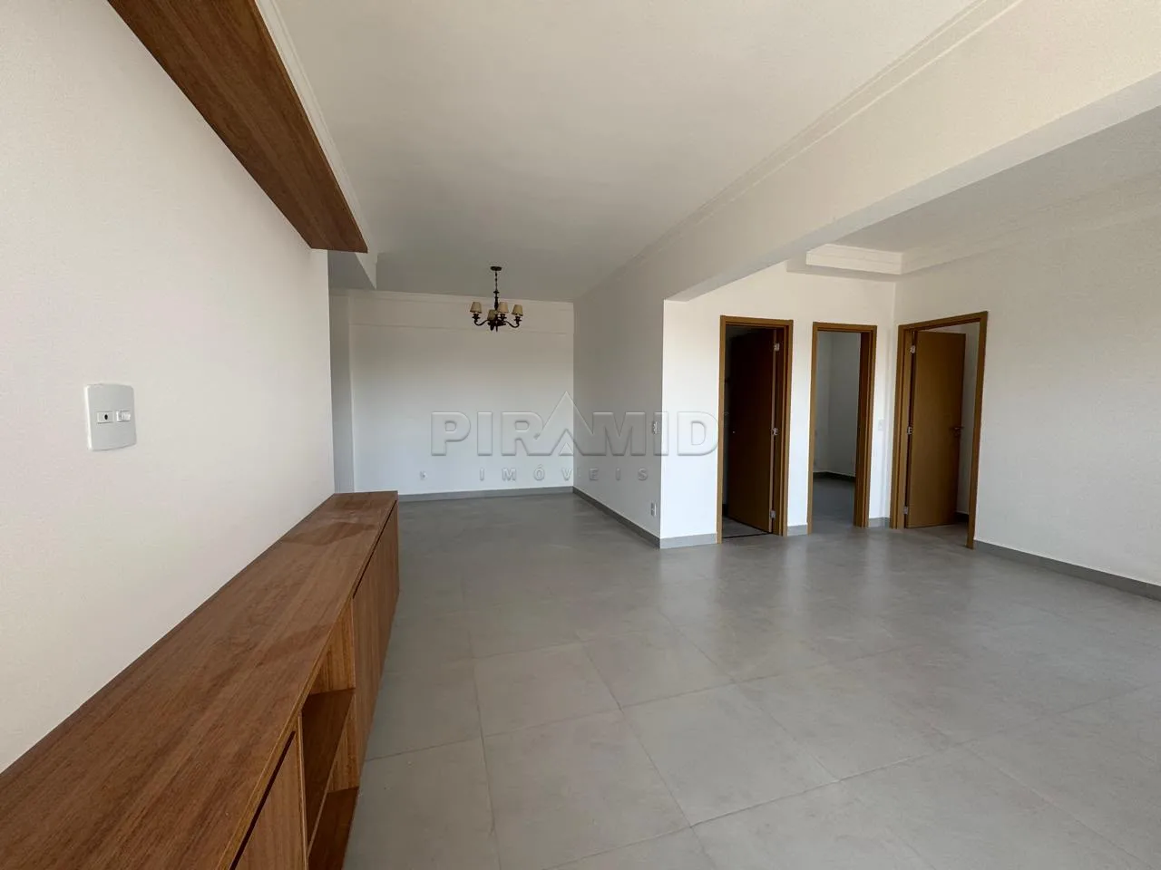 Alugar Apartamento / Padr&atilde;o em Ribeir&atilde;o Preto R$ 4.000,00 - Foto 3
