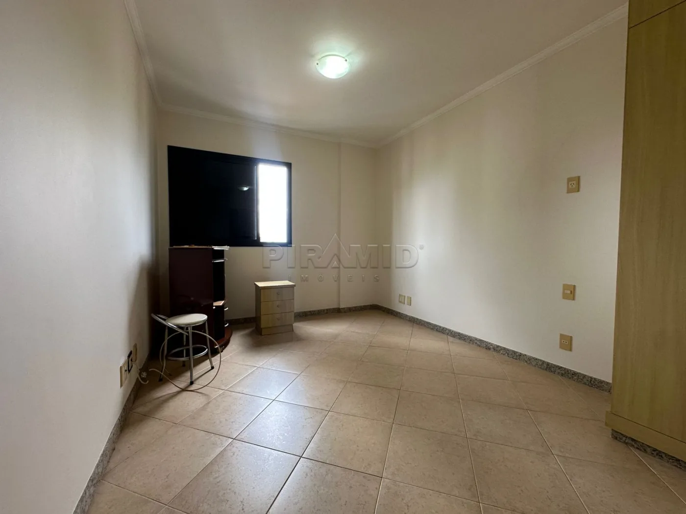 Alugar Apartamento / Padr&atilde;o em Ribeir&atilde;o Preto R$ 3.000,00 - Foto 15