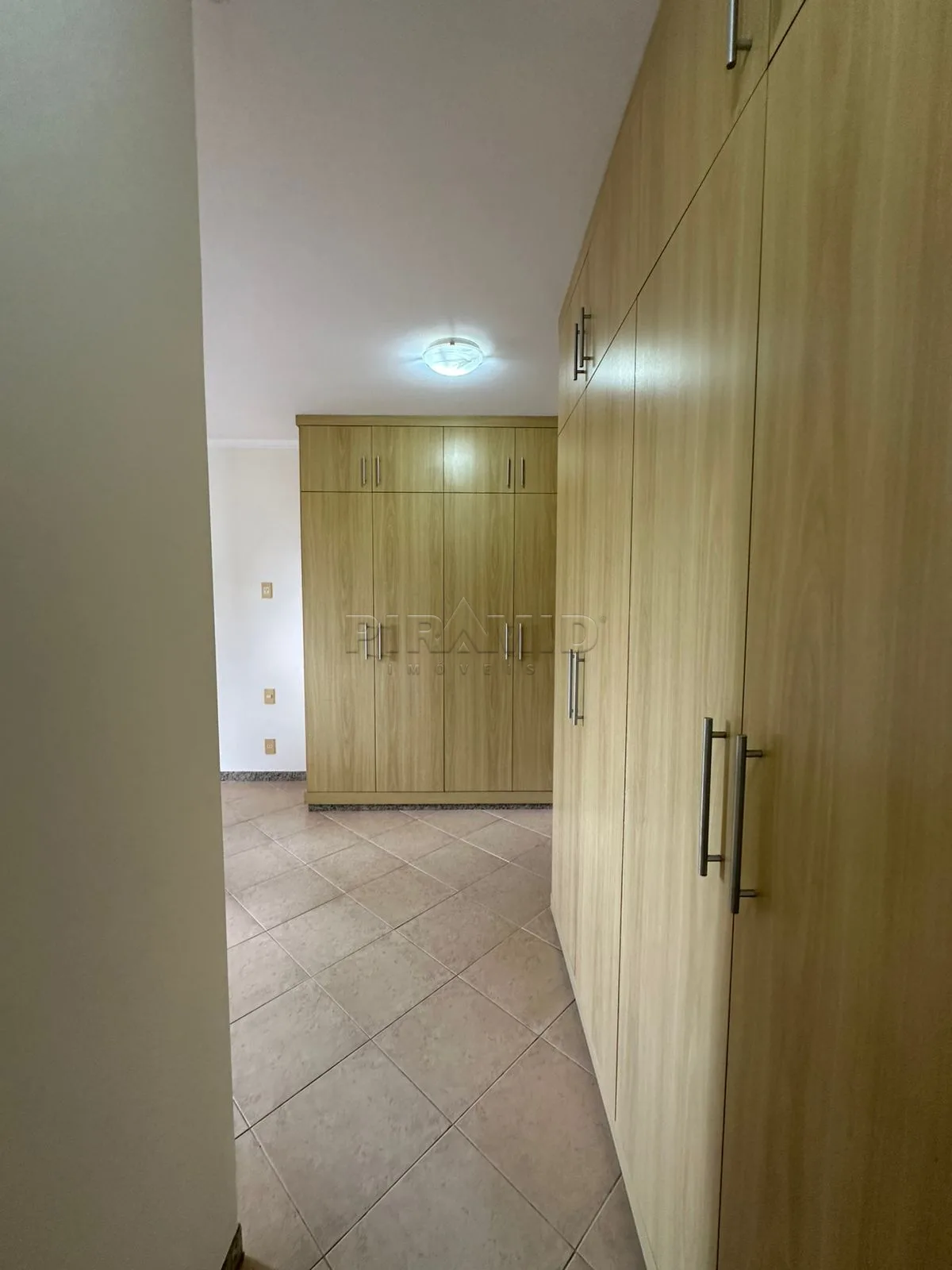 Alugar Apartamento / Padr&atilde;o em Ribeir&atilde;o Preto R$ 3.000,00 - Foto 12