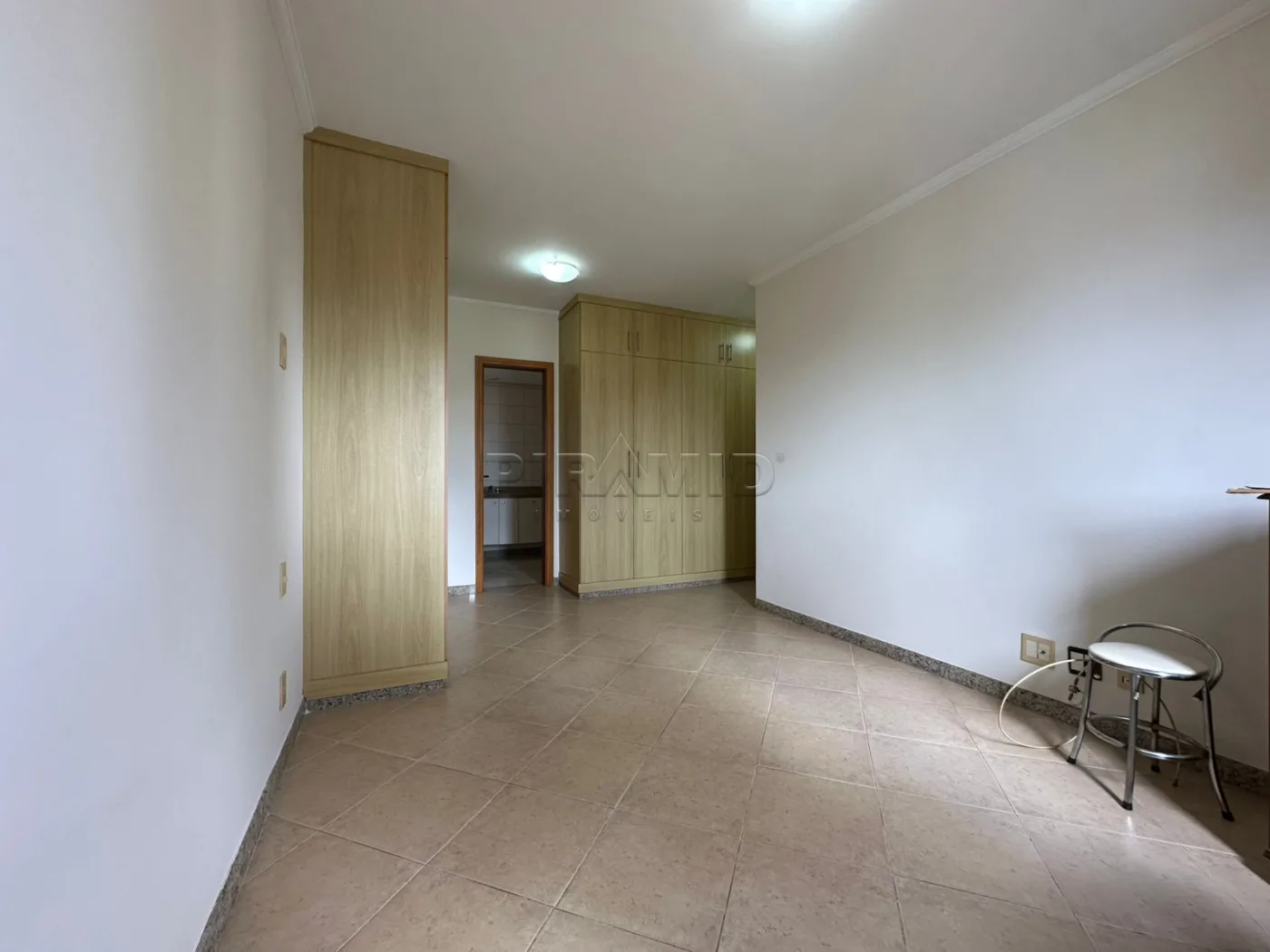 Alugar Apartamento / Padr&atilde;o em Ribeir&atilde;o Preto R$ 3.000,00 - Foto 14