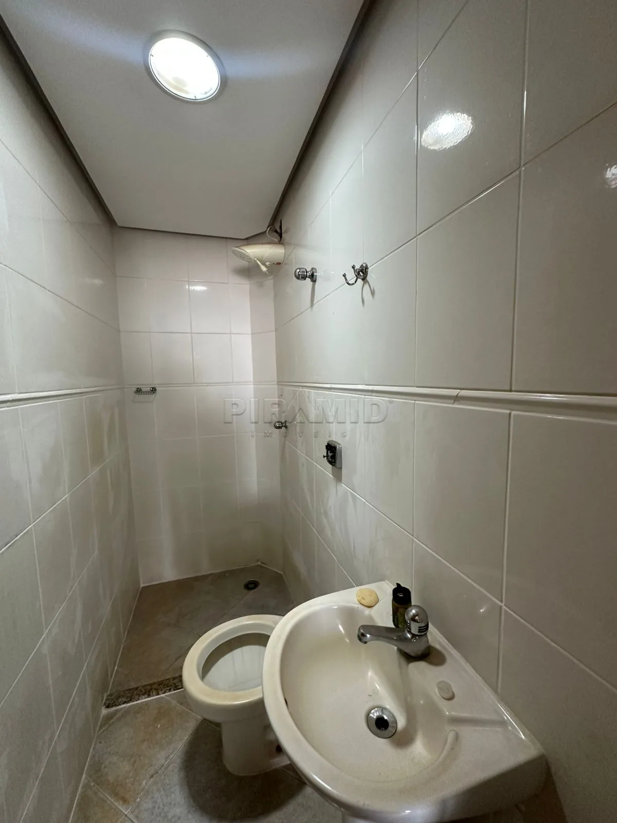 Alugar Apartamento / Padr&atilde;o em Ribeir&atilde;o Preto R$ 3.000,00 - Foto 26