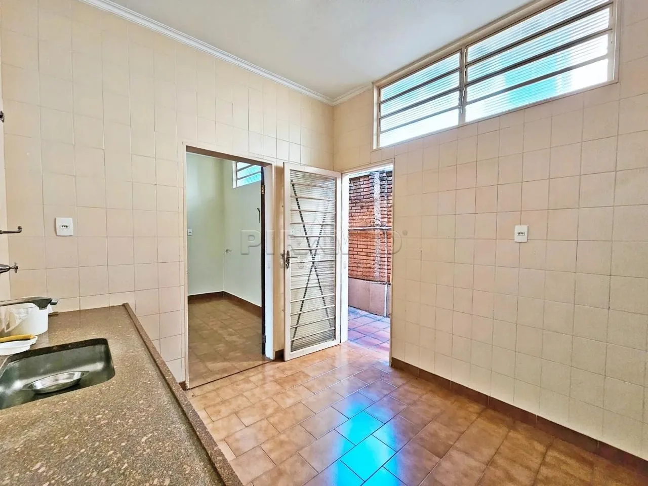 Alugar Casa / Padr&atilde;o em Ribeir&atilde;o Preto R$ 8.500,00 - Foto 6