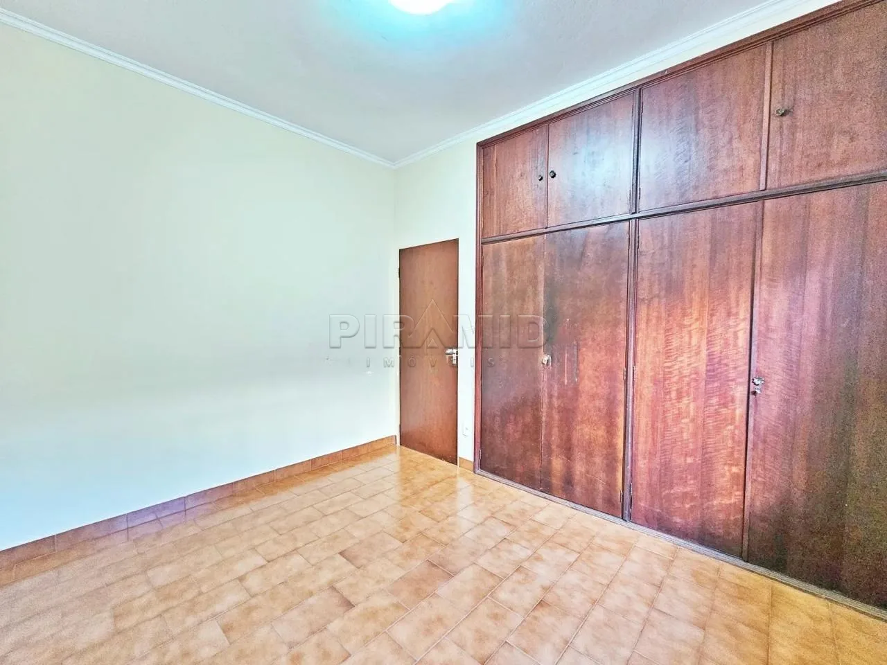Alugar Casa / Padr&atilde;o em Ribeir&atilde;o Preto R$ 8.500,00 - Foto 12