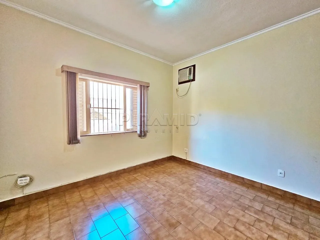 Alugar Casa / Padr&atilde;o em Ribeir&atilde;o Preto R$ 8.500,00 - Foto 17