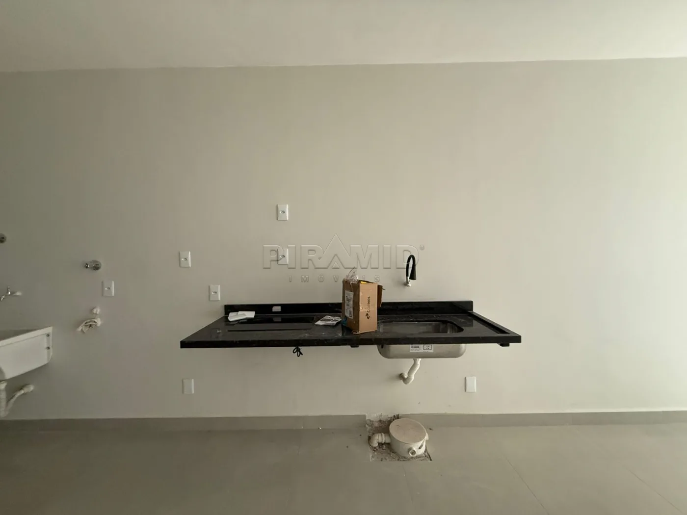 Alugar Apartamento / Padr&atilde;o em Ribeir&atilde;o Preto R$ 1.600,00 - Foto 3