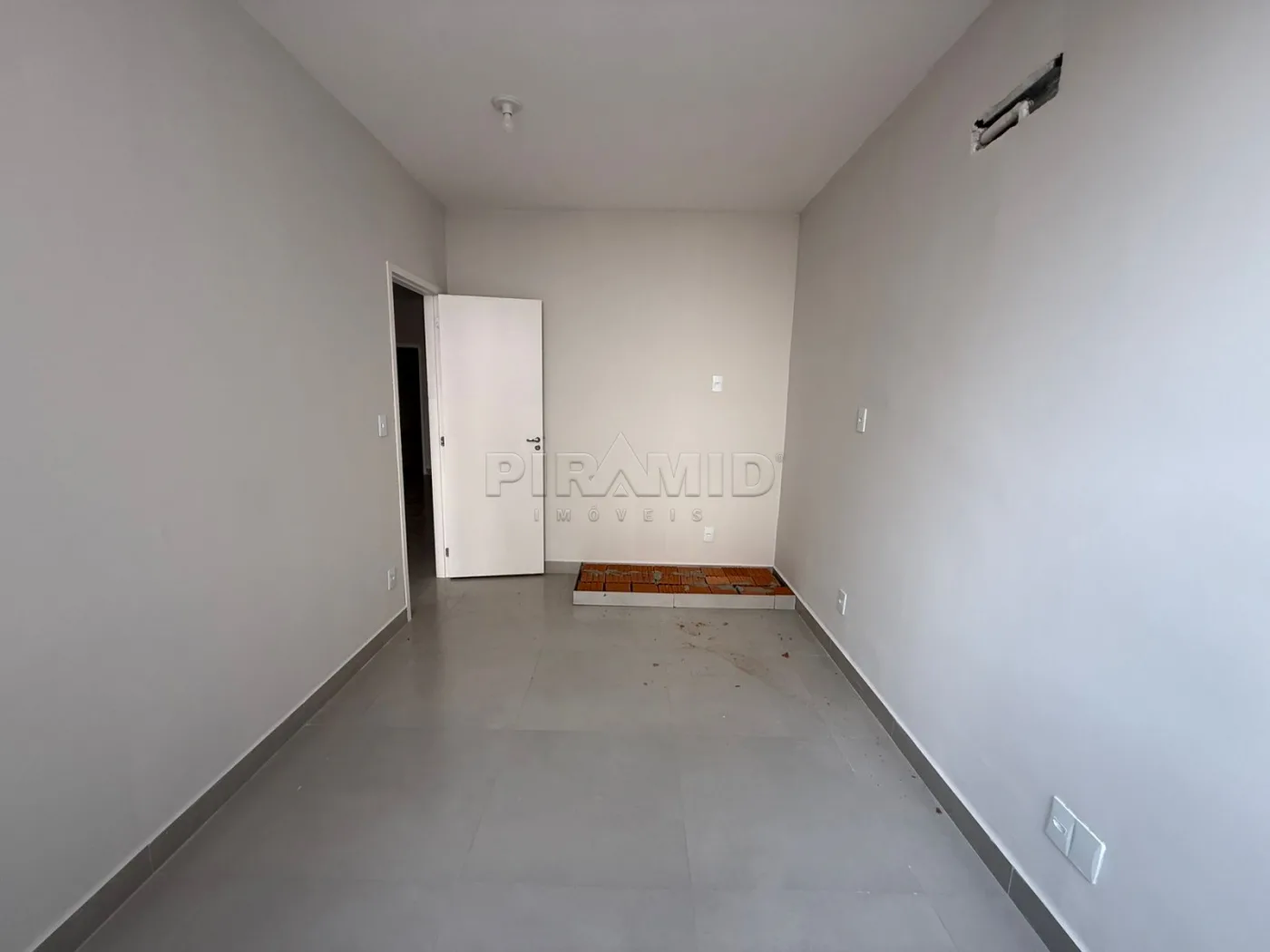 Alugar Apartamento / Padr&atilde;o em Ribeir&atilde;o Preto R$ 1.600,00 - Foto 11