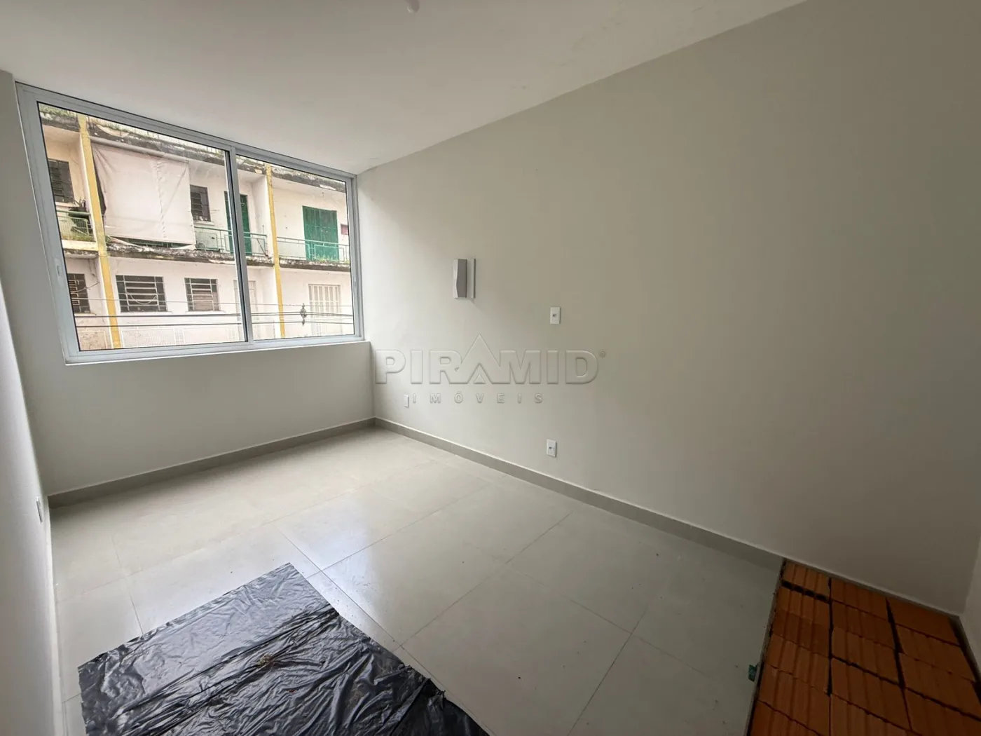 Alugar Apartamento / Padr&atilde;o em Ribeir&atilde;o Preto R$ 1.600,00 - Foto 5