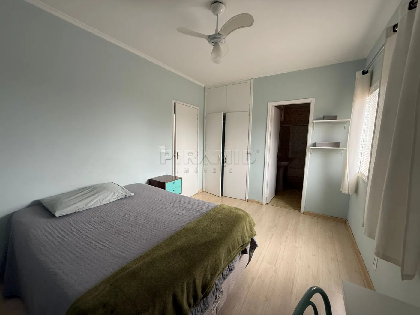 Alugar Apartamento / Padr&atilde;o em Ribeir&atilde;o Preto R$ 1.990,00 - Foto 12