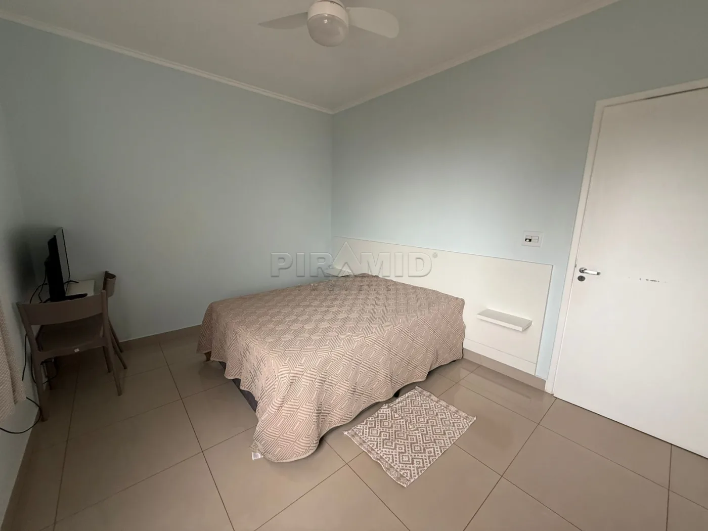 Alugar Apartamento / Padr&atilde;o em Ribeir&atilde;o Preto R$ 1.990,00 - Foto 14