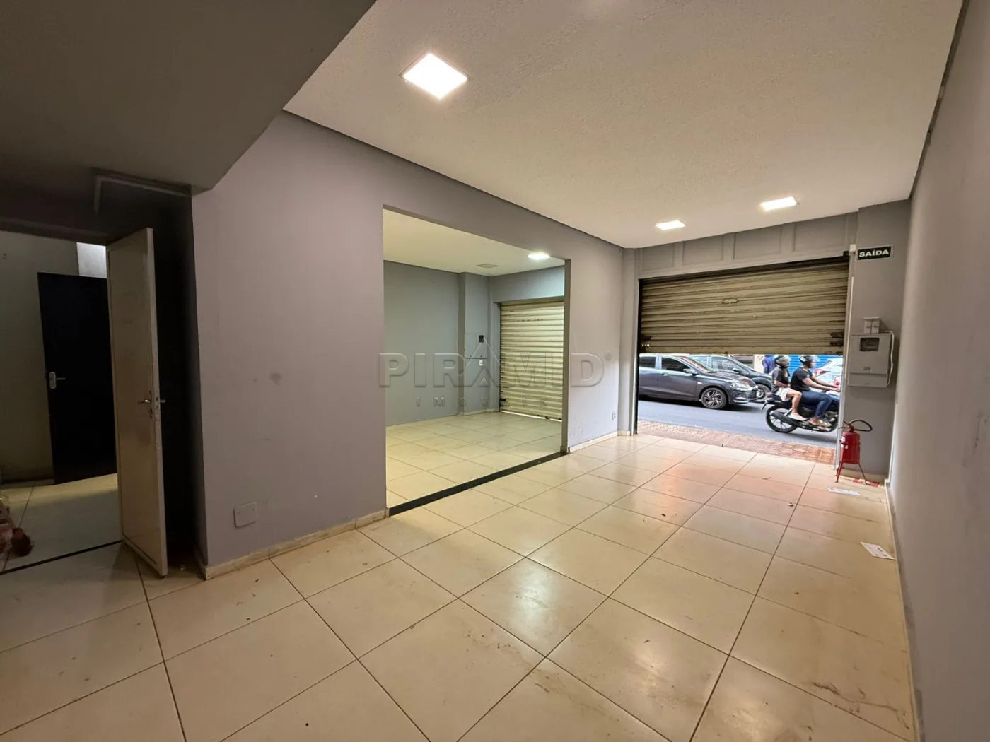 Alugar Comercial / Sal&atilde;o em Ribeir&atilde;o Preto R$ 6.000,00 - Foto 2