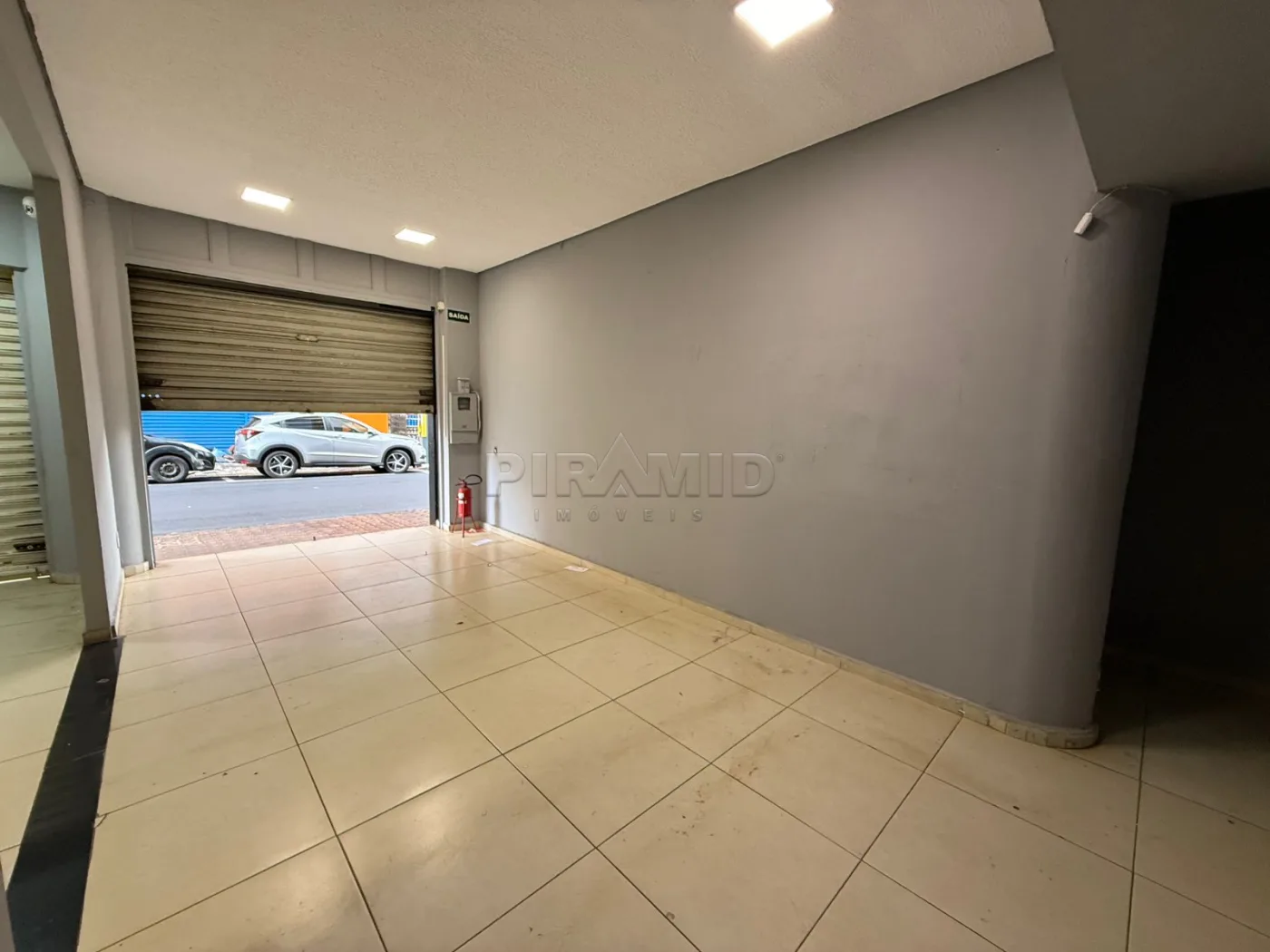 Alugar Comercial / Sal&atilde;o em Ribeir&atilde;o Preto R$ 6.000,00 - Foto 3