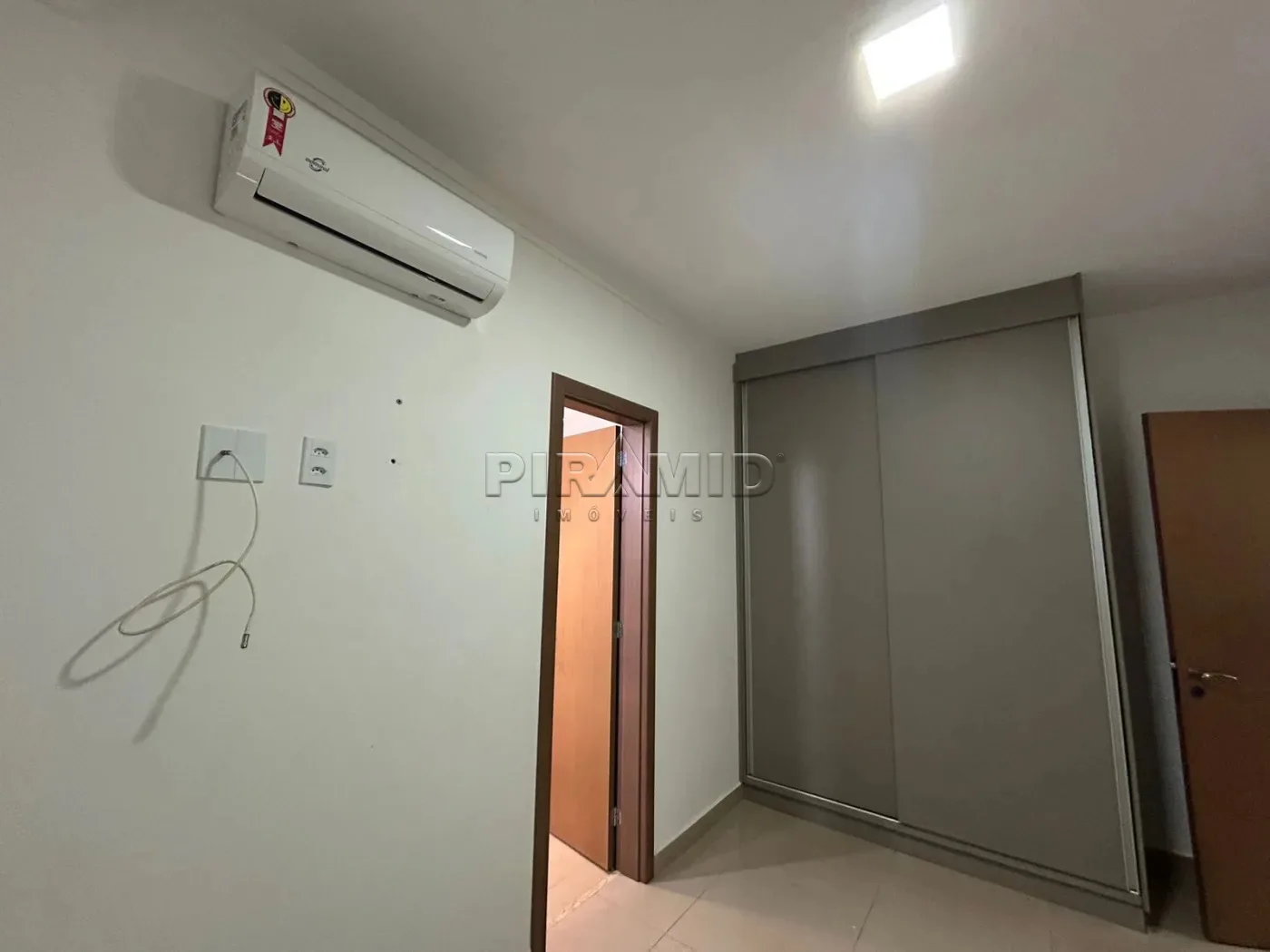 Alugar Apartamento / Padr&atilde;o em Ribeir&atilde;o Preto R$ 5.500,00 - Foto 12