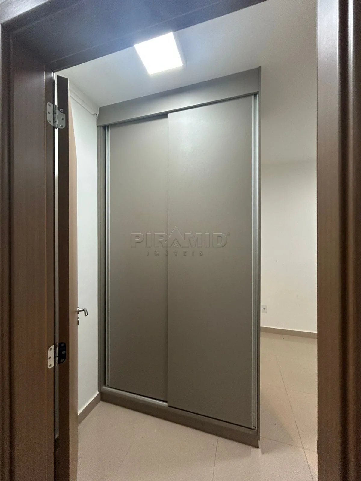 Alugar Apartamento / Padr&atilde;o em Ribeir&atilde;o Preto R$ 5.500,00 - Foto 19