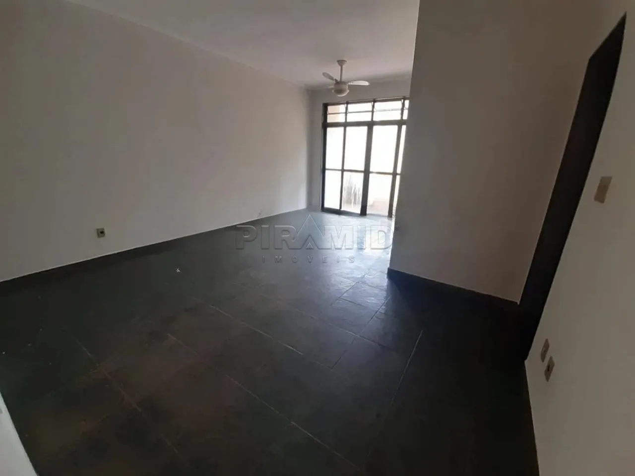 Alugar Apartamento / Padr&atilde;o em Ribeir&atilde;o Preto R$ 1.700,00 - Foto 2