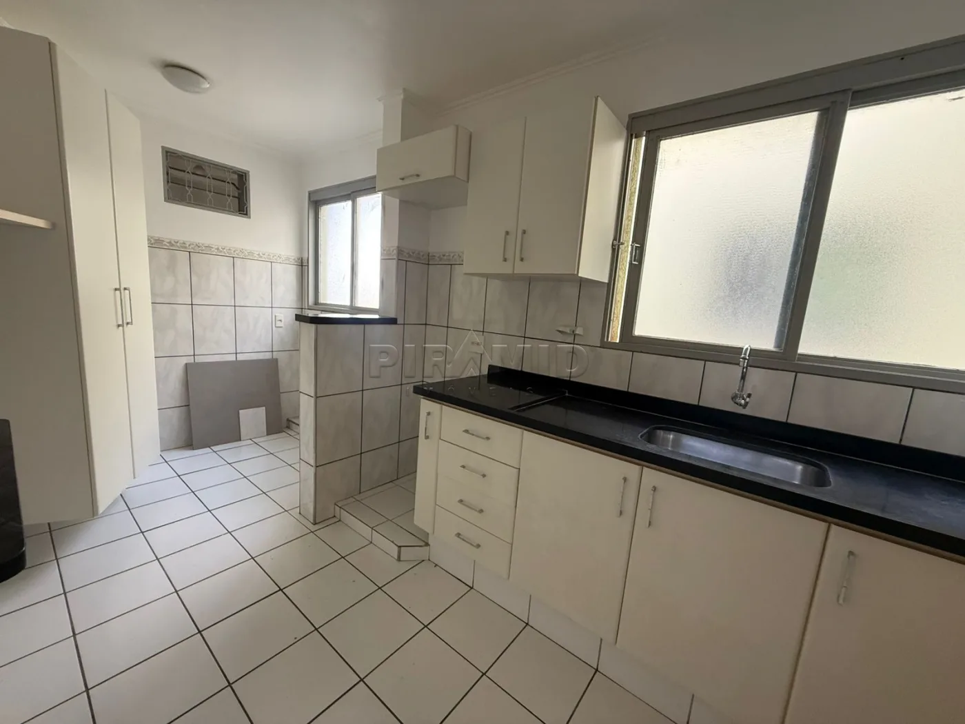 Alugar Apartamento / Padr&atilde;o em Ribeir&atilde;o Preto R$ 1.750,00 - Foto 17