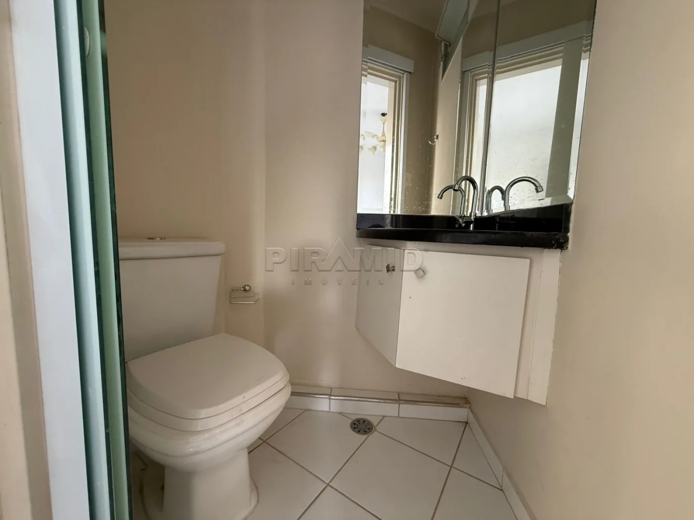 Alugar Apartamento / Padr&atilde;o em Ribeir&atilde;o Preto R$ 1.750,00 - Foto 5